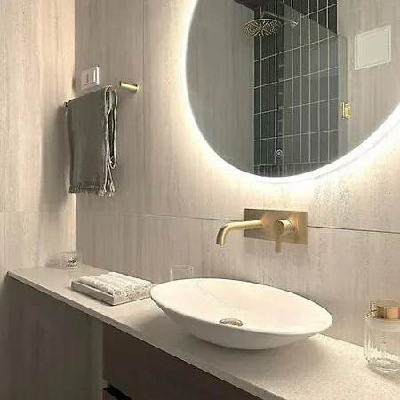 Luxurious Loft In Centre Apartment *